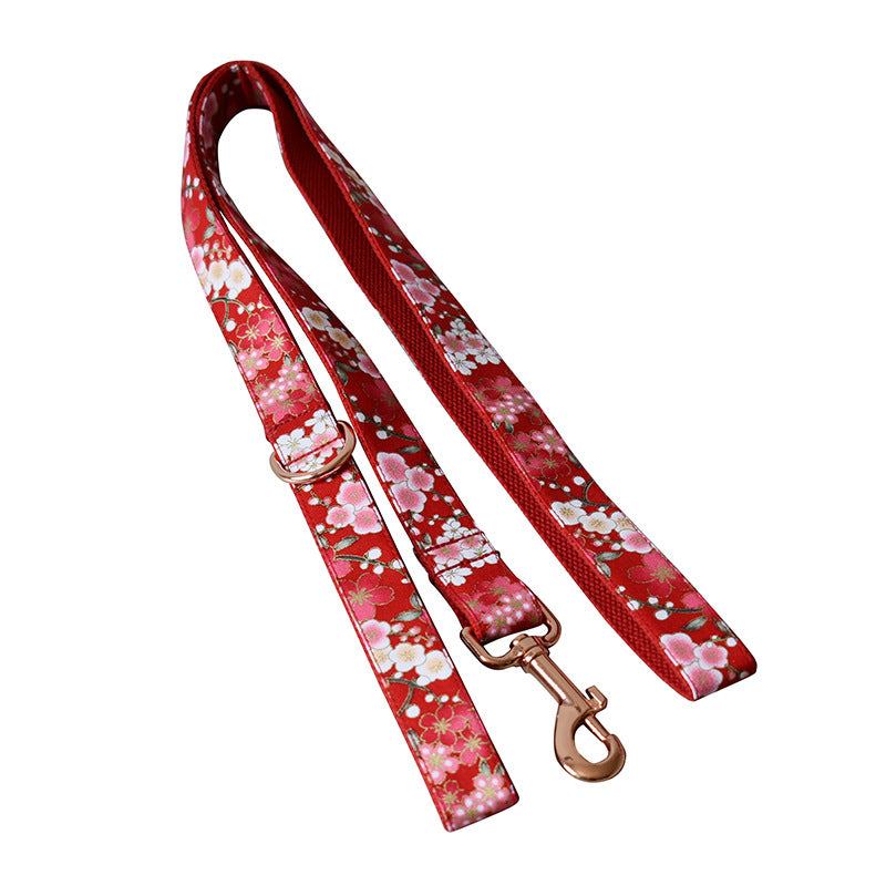 Female Dog Pen And Dog Leash Set